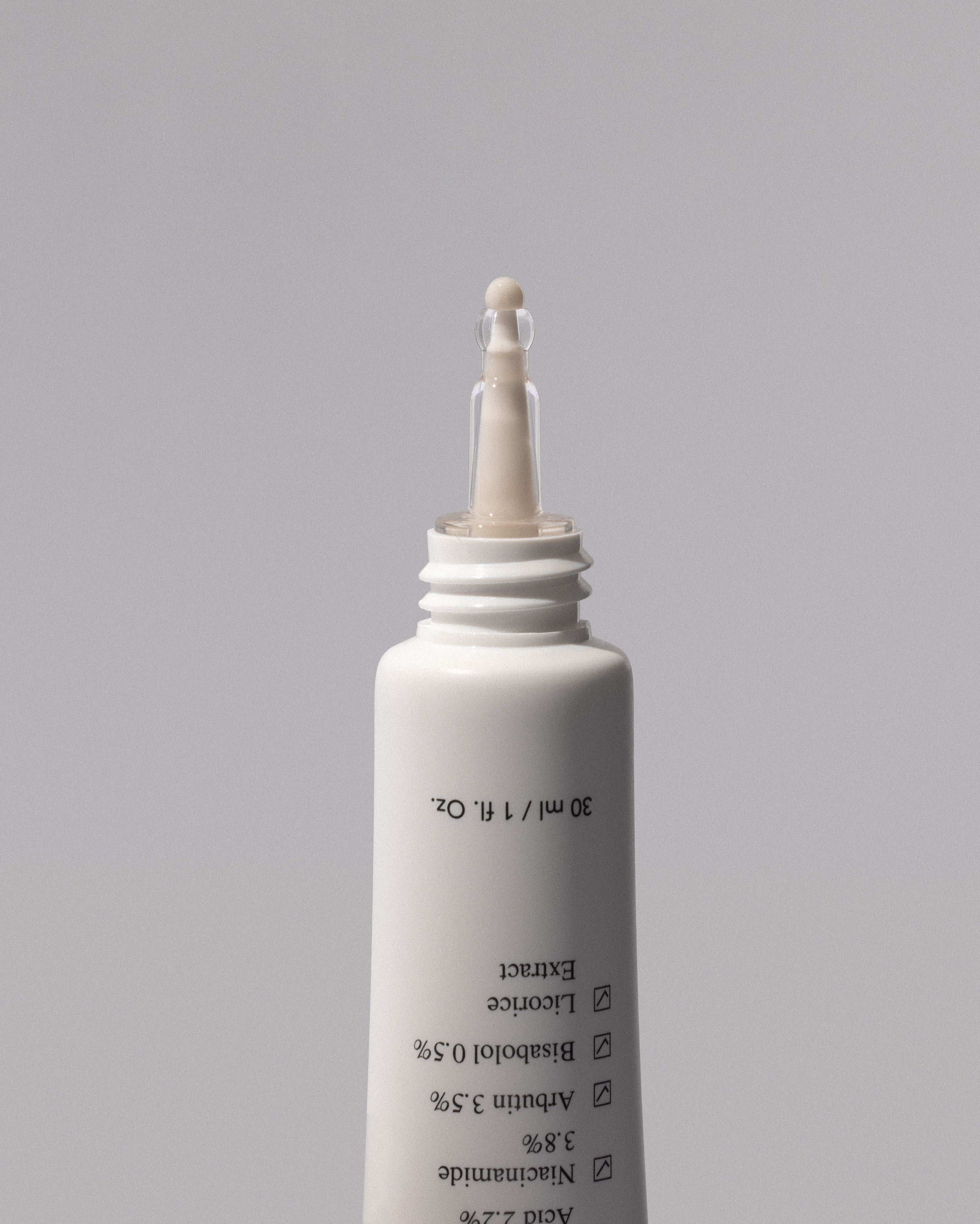 Tranexamic Acid & Licorice Dark Spot Treatment