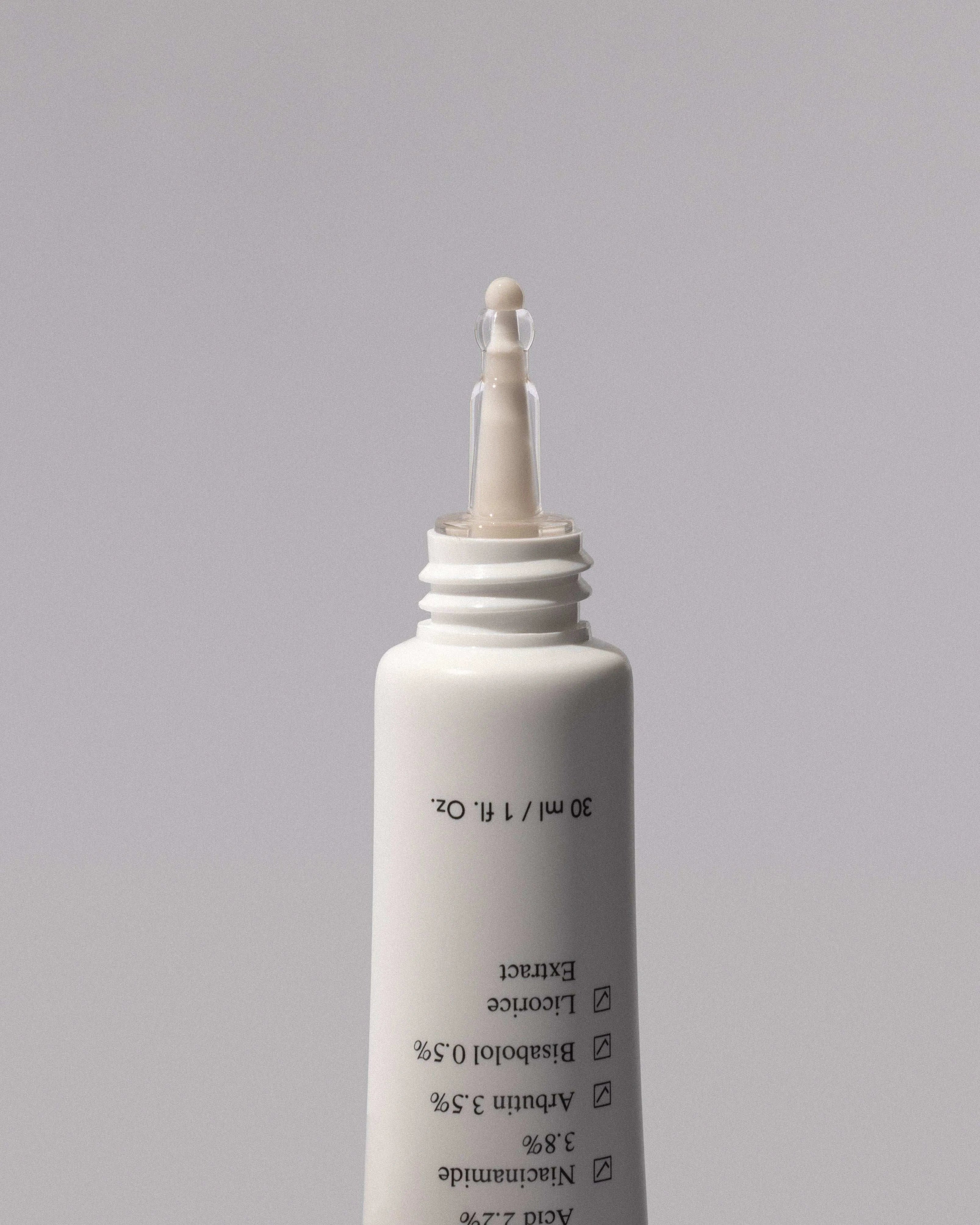 Tranexamic Acid & Licorice Dark Spot Treatment