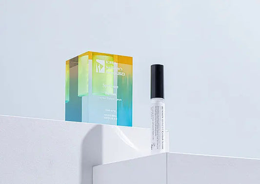 Benton-Honest-Eyelash-Serum-Remporte-le-Prix-du-Leferi-Korea-YouTuber-s-Award-2023 Haru & Bom
